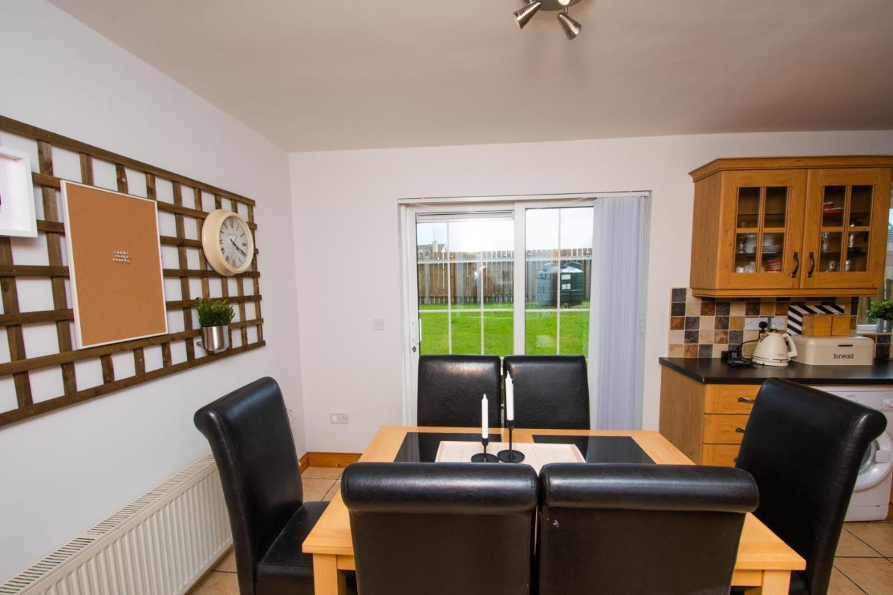 Beautiful Three Bedroom Home In Bundoran Exterior photo