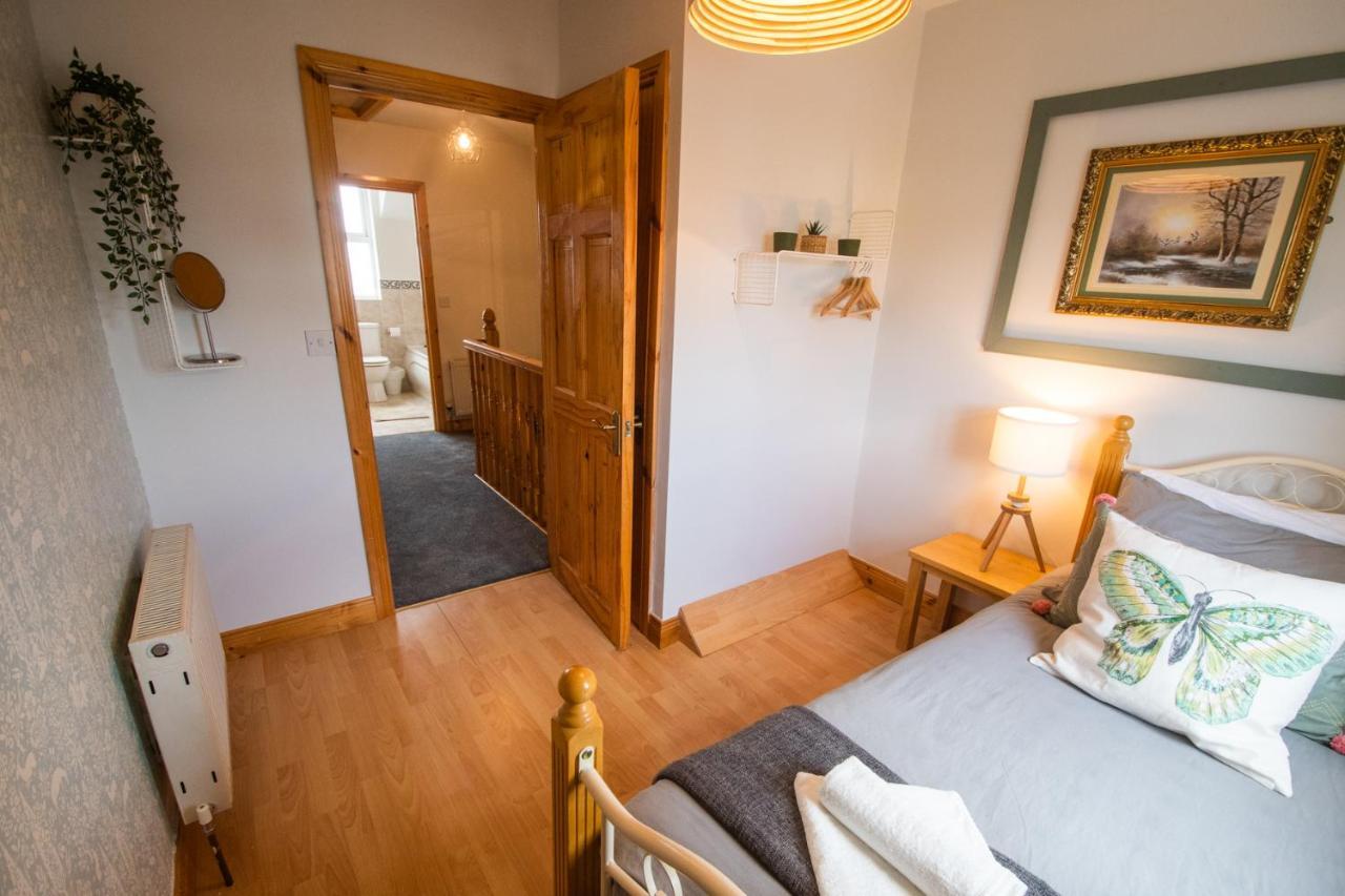 Beautiful Three Bedroom Home In Bundoran Exterior photo